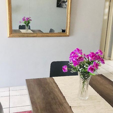 @Menlyn Place, Menlyn Maine, Pretoria - Accommodation Esterno foto
