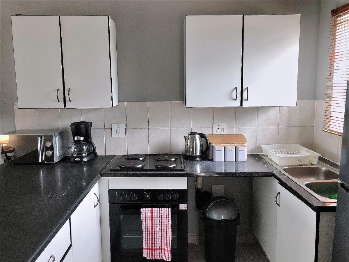 @Menlyn Place, Menlyn Maine, Pretoria - Accommodation Esterno foto